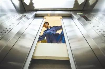 电梯维保工与保险代理 职业对比与现状剖析